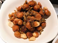 小鱼花生-韩聚屋韩国烤肉餐厅(新北万达店)