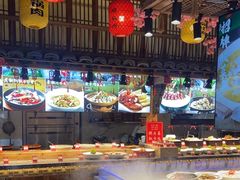 -头上红煨盐鸡·非遗院子餐厅