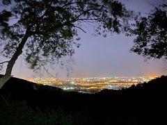 -鬼笑石后山停车场