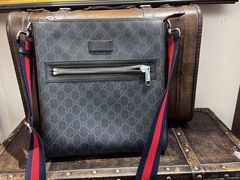 -小飞侠奢侈品回收 寄卖 养护(宝山宝龙广场店)