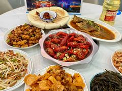 -丹水桥地锅鱼·翘嘴鲌·地方特色全鱼宴(丹江口大坝店)