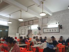 -阿阳牛腩腌面店