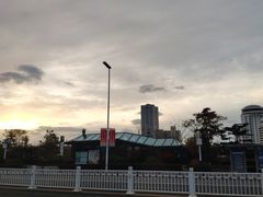 -汇泉广场