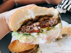 -The Habit Burger Grill 哈比特汉堡(爱琴海店)