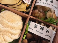 -椰子湾·海南火锅·糟粕醋·椰子鸡(正大广场店)