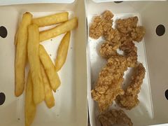 -必胜客(尹山湖歌林公园店)