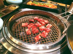 -韩烧牛中牛·甄选黑牛烤肉(黑金店)