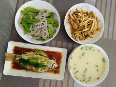 -懒熊月嫂中心(金鸡湖店)