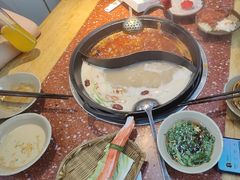 -赵美丽·重庆社区火锅·直营店(火车东站·中豪国际店)