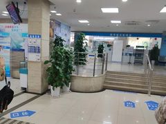 -上海和平眼科医院