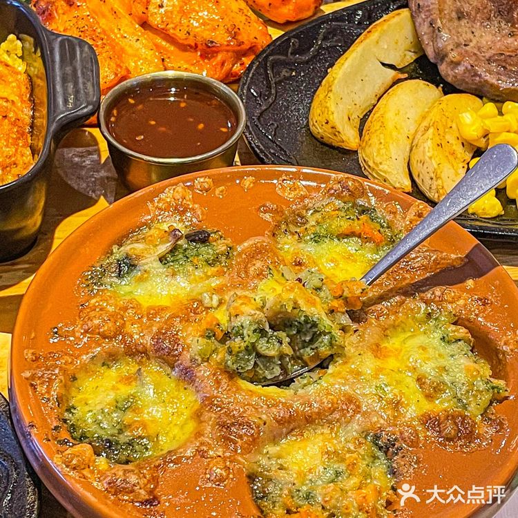 武汉首家萨利亚“意大利沙县”同款西餐来了[流泪]