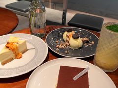 -洪小鹏生活美学馆(领SHOW天地店)