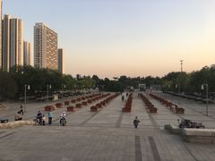 -唐山抗震纪念碑广场