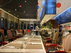 -克丽司汀酒店-日光阁餐厅