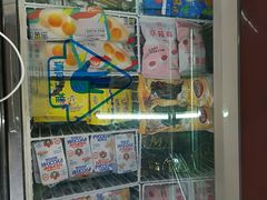 -全家便利店(东直门店)