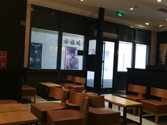 -星巴克臻选(威海威高广场店)