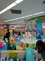 -孩子王(世茂国际广场店)