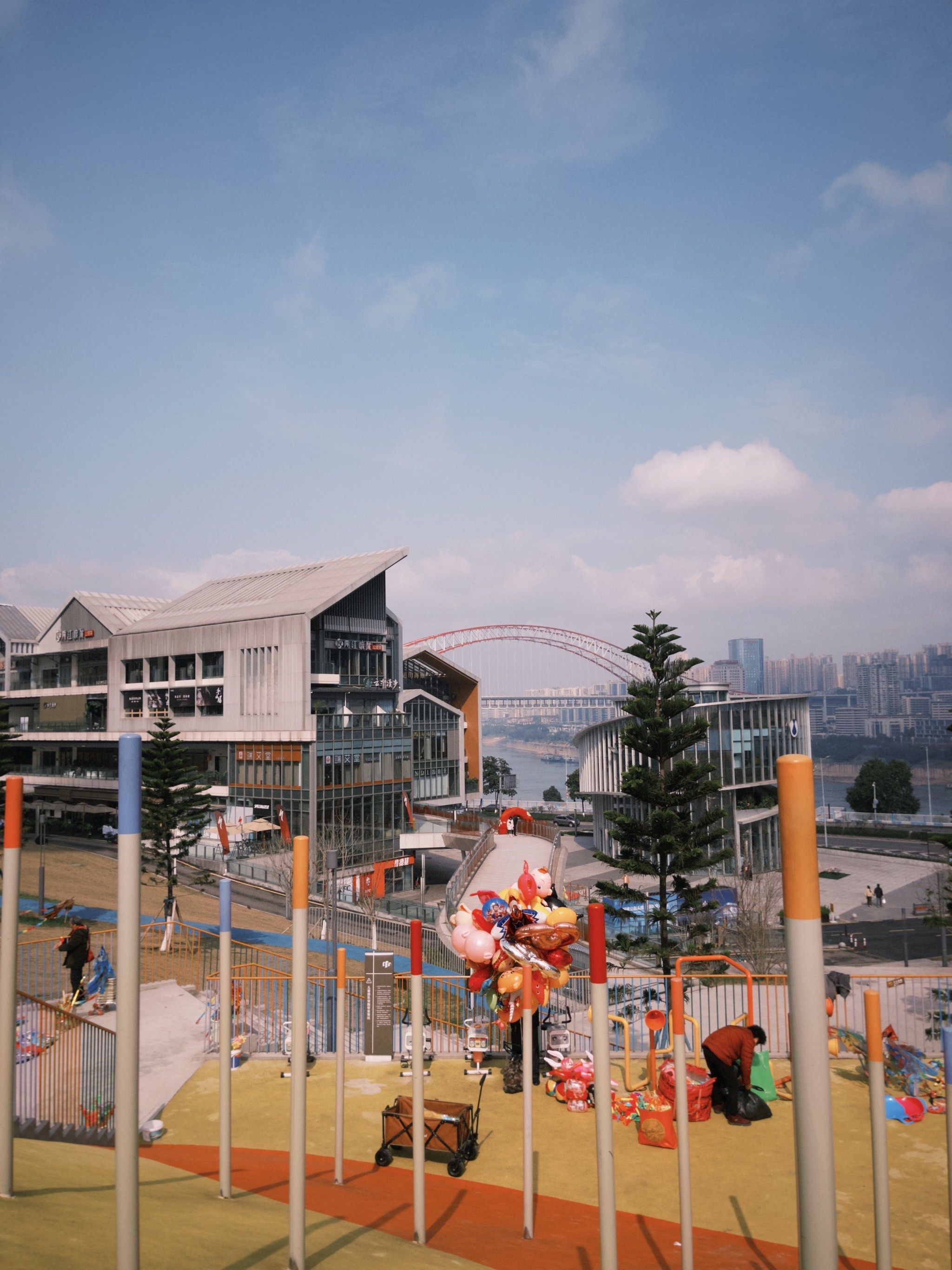 能看江景的游乐场