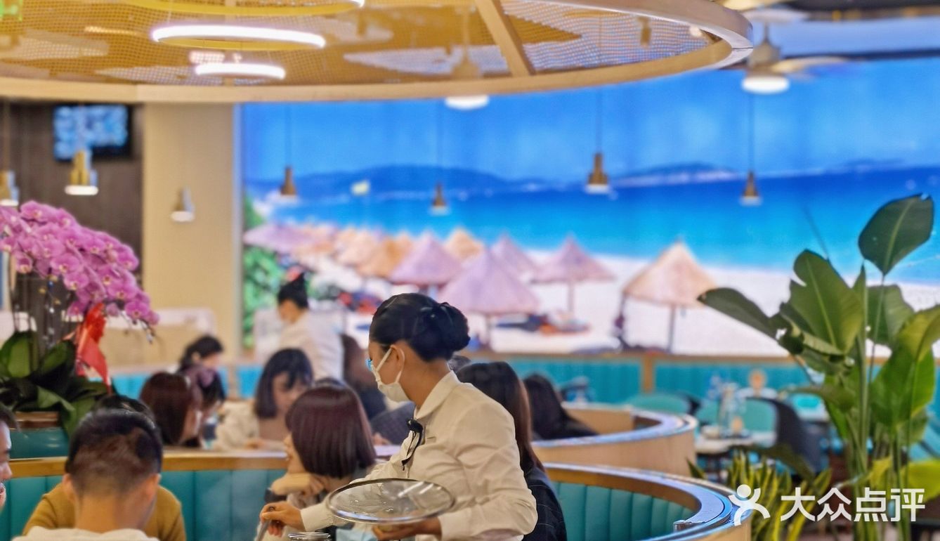 椰町·海南椰子鸡，给你带来原汁原味的海南风味[加油]