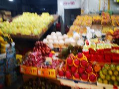 -三亚新鸿港水果一级批发市场