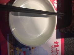 餐具摆设-蛙小侠·沸腾砂锅牛蛙(增城东汇城店)