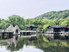 -灵岩山风景区