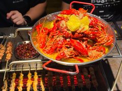 -麦凯伦烧烤·精酿超级工厂店(金桥总店)