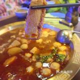 那就两顿。4、能一起吃火锅的人，一定是一个世界的人
