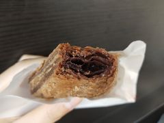 黑黑好巧三角派-麦当劳(花桥得来速店)