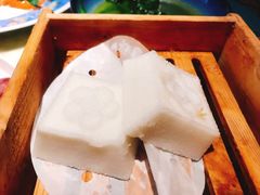 非遗白玉方糕-探花·意境江南菜·唐伯虎文化体验店·松鼠桂鱼(观前店)