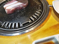 -唯成•韩国炭火烤肉 유성고기