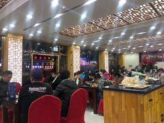 大堂-撒拉人家.酸菜牦牛肉火锅