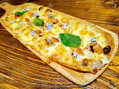 -1886德国汽车餐厅(外滩十六铺码头店)