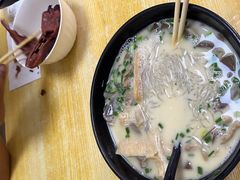 -津津老鸭粉丝馆(正东路店)