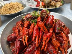 -巴厘龙虾·榜首油焖大虾(洞庭·艺术洋房店)