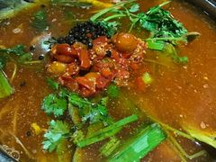 -老凯俚酸汤鱼(鸿通城店)