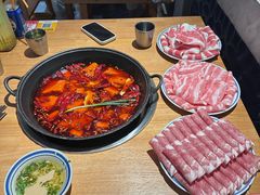 -三个四川人火锅(华联商厦店)