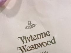 -Vivienne Westwood(上海来福士广场店)