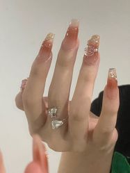 -悦指间美甲美睫