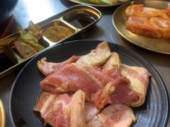 -胡悦里韩式烤肉(芝罘万达广场店)