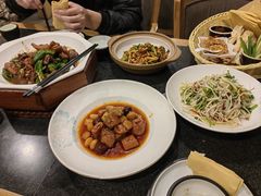 -鲁菜根·泰安菜(万达店)