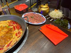 -萍姐火锅·公路夜市(武汉首店)