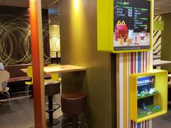 -麦当劳(新华路步步高店)