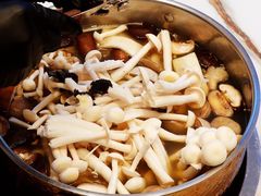 -斯普汇生蚝牛排馆(中骏世界城店)