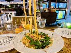-Mark&Mars Restaurant