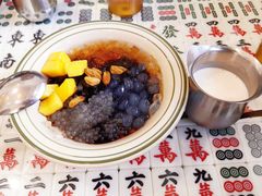 超级桃胶芋圆-堂屋糖水店(愚园店)