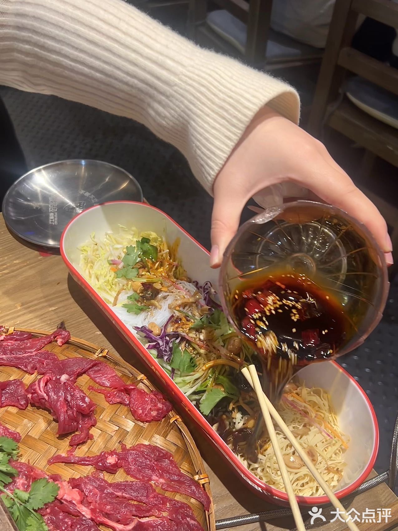 和姐妹来破路边提前过圣诞🎄🧑‍🎄咯