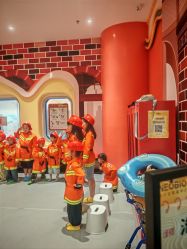 -奈尔宝家庭中心·亲子餐厅(苏州大悦城店)