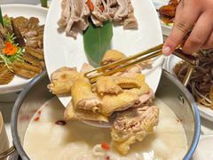 -煲王粤菜餐厅(中侨中心店)