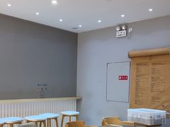 -小飞象面包公社(珠江路金鹰店)